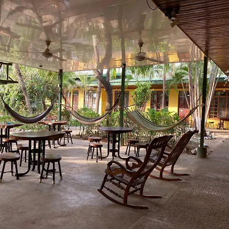 El Mono Loco Hotel