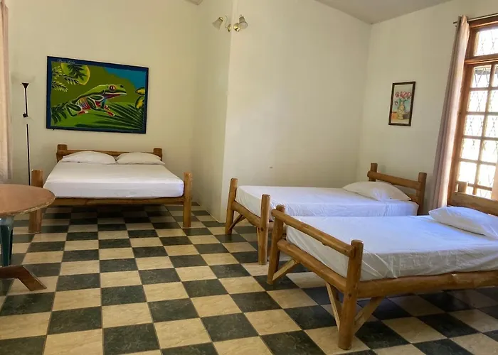 El Mono Loco Hotel 2* Tamarindo