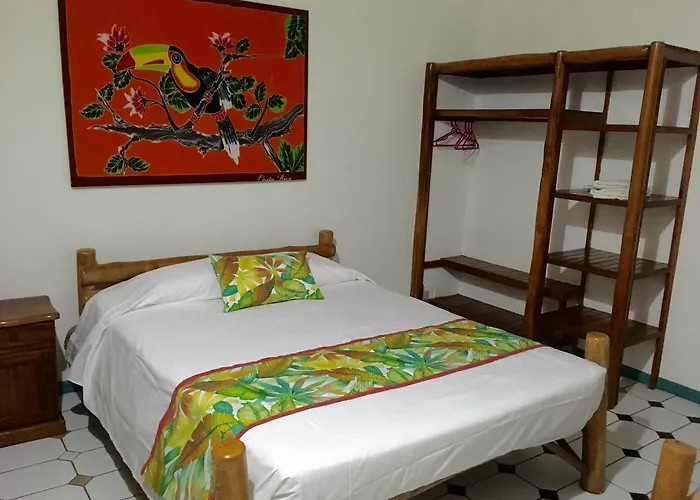 El Mono Loco Hotel 2*