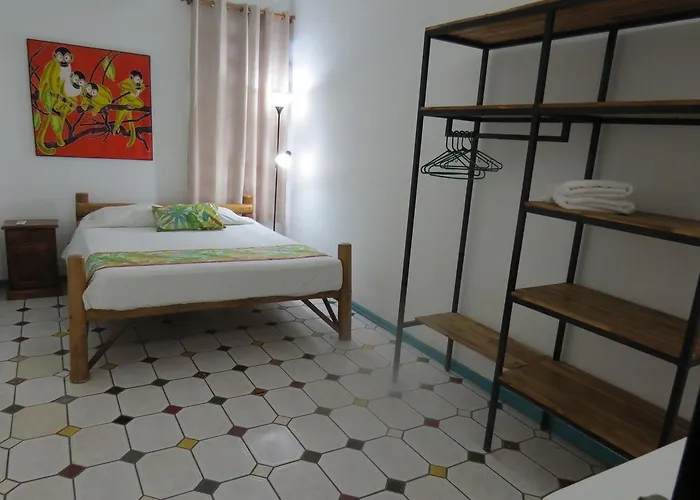 Inn El Mono Loco Hotel 2*